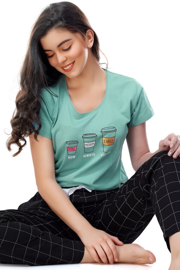 Women's Cotton Green Checked Printed Stylish Night Suit Set